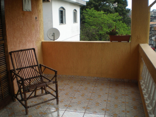 Condomínio Com 4 Casas De Renda