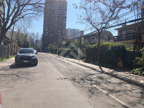 Sitio En Venta En Las Condes