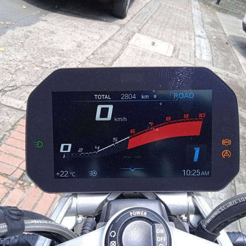 Bmw R 1250r Blanco Azul Metalizado 2804 Kms Placas Cali