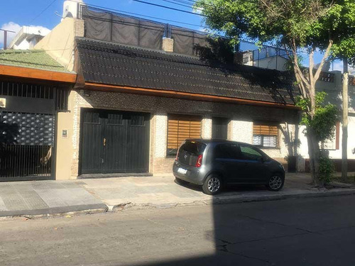 Imagen 1 de 15 de Casa 3 Ambientes Con Cochera