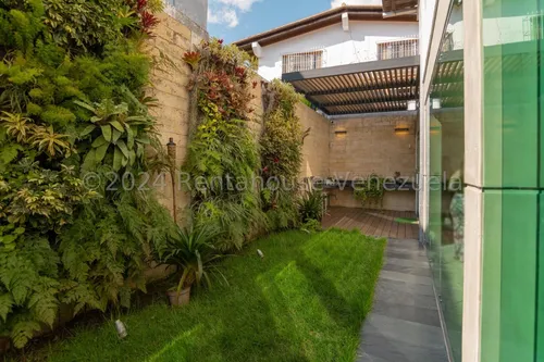 Casa En Venta En Los Naranjos