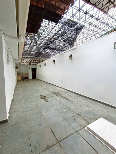Inmocity Inmobiliaria Vende Casa Urb. La Romana Maracay