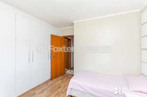 Casa Em Condomínio, 3 Dormitórios, 243.14 M², Menino Deus - 205161