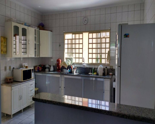 Casa À Venda Em Capuava - Ca004195
