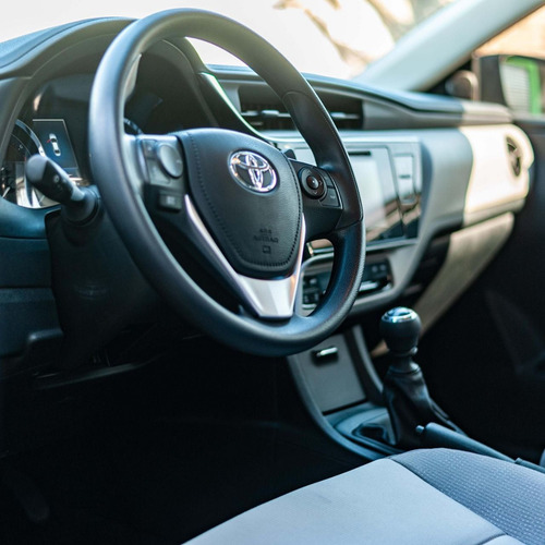 Imagen 6 de 12 de Toyota Corolla 2018 1.8 Xei