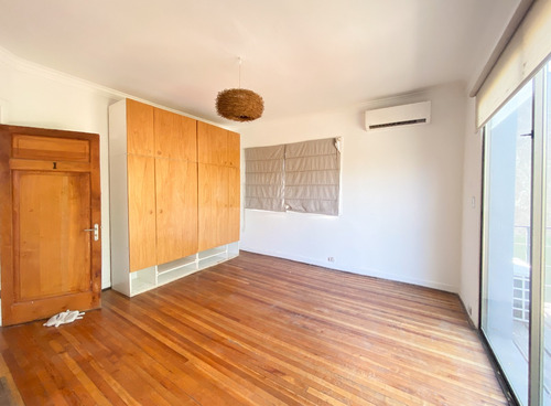 450 Mt2 Terreno 4 Dormitorios, 5 Baños, 2 Estacionamientos