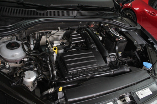 Imagen 7 de 15 de Miura Motors - Volkswagen Jetta R-line 2019