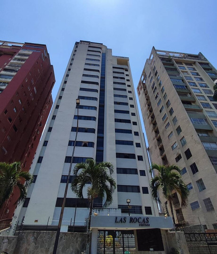 Abc. D3680. Apartamento En Venta, Ubicado A Media Cuadra De La Av Bolivar, Valencia, En Residencias Las Rocas Suites, Detrás De Torigallo.(3,2,1 - 105)