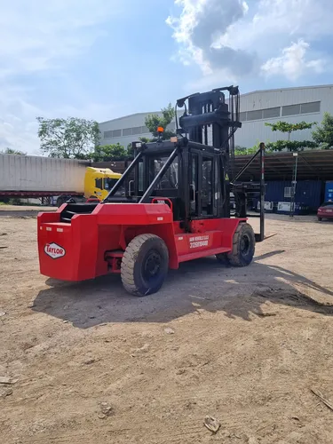 Montacarga De 16 Tons Motor Cummins Diésel