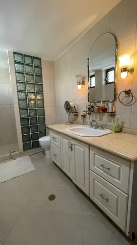 Casa En El Cafetal (5h/7b/4pe)
