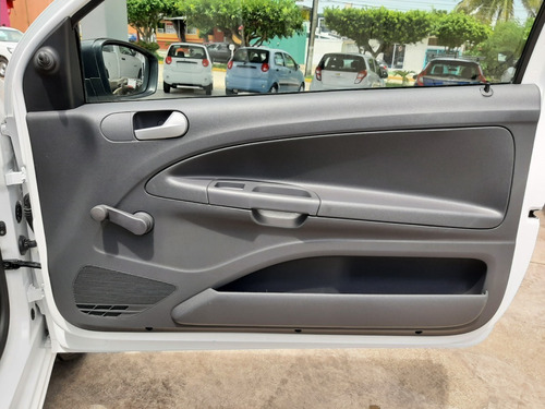 Imagen 9 de 15 de Volkswagen Saveiro 1.6 Starline Ac Mt