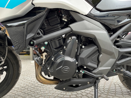 Imagen 13 de 18 de Zanella Rz 400