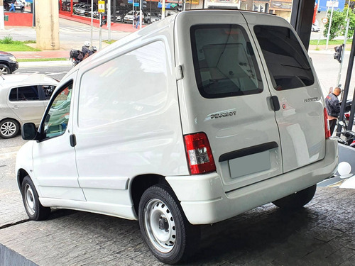 Imagem 3 de 14 de Peugeot Partner 1.6 Furgão 800kg 16v Flex 3p Manual