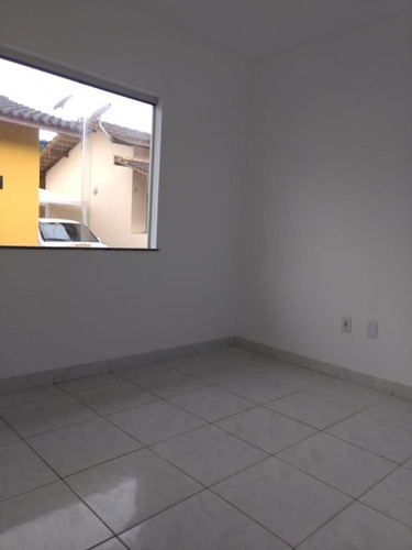 Imagem 10 de 14 de Casa 2/4 Com 1 Suíte Em Condomínio Fechado Vila De Abrantes