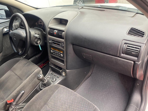 Chevrolet Astra Hatch Advantage 2.0 08v(140cv)