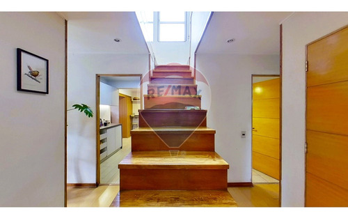 Moderna Y Luminosa Casa Con Piscina