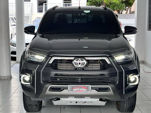 Imagen 3 de 10 de Toyota Hilux Avante Revo
