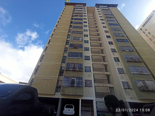 Venta Comodo Apartamento En Urb. Las Minas De San Antonio De Los Altos  Bv