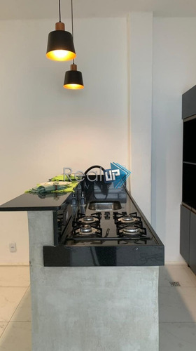 Imagem 7 de 23 de Ótimo Apartamento No Leme De 32m² - 7468