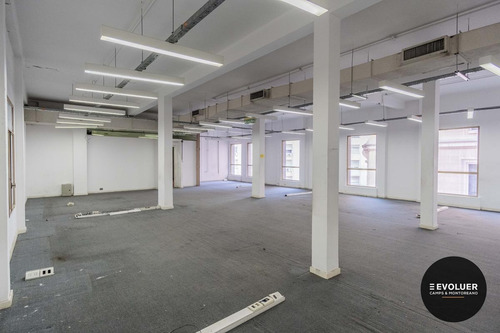 Imagen 15 de 30 de Edificio Completo De 4.700 M2, Vidriera De 50 Mts Lineales, Imponente Frente E Imagen