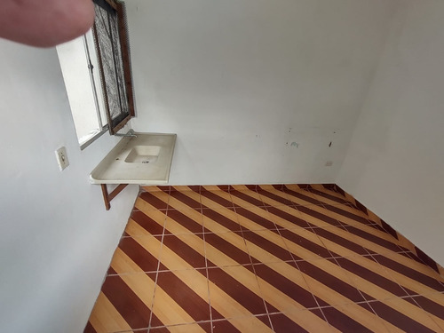 Imagem 5 de 23 de Casa Isolada 2 Dormitórios - Entrada 220 Mil - Caiçara - 100 Metros Do Mar - Amf23