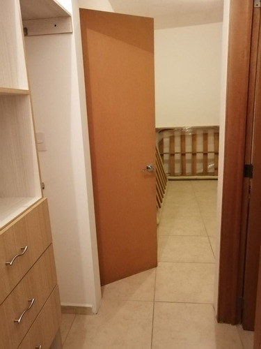 Preciosa Casa En Sonterra, 3 Habitaciones, 2.5 Baños, Equipada, 2.5 Baños,.