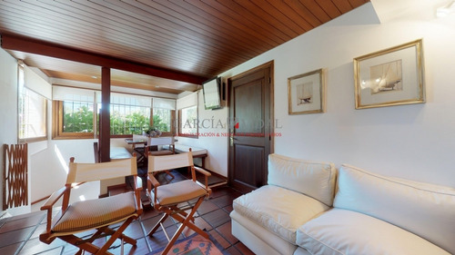 Barrio Golf Venta De Casa 4 Dormitorios- Ref: 2580