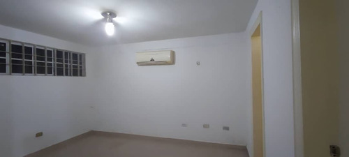 Town House C.r. Fontana Villas Blue/juanico Ve02-1245sj-ecam