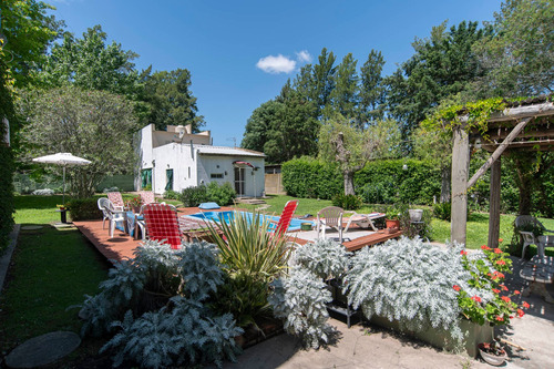 Casa Quinta En Venta En La Plata