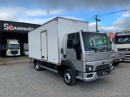 Imagem 6 de 15 de Ford Cargo 816 Ano 2017 Com Bau De 5 Metros Impecavel