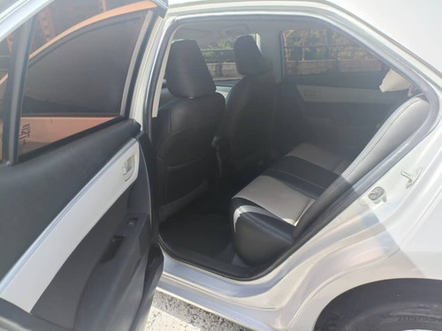 Imagen 7 de 9 de Toyota Corolla Xei Automático