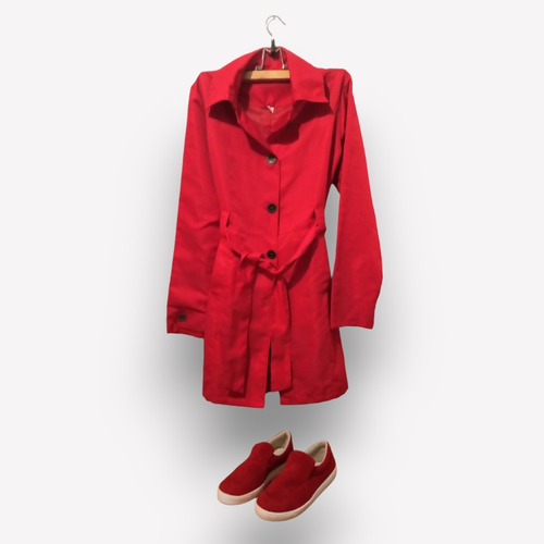 Combo Trench Pilotín Rojo Talle 2 + Panchas Rojas Talle 37