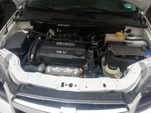 Imagen 6 de 15 de Chevrolet Aveo 2018 1.6 A 5vel Mt