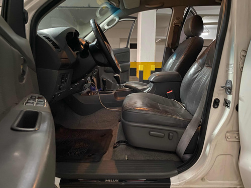 Toyota Hilux 3.0 Srv Cab. Dupla 4x4 Aut. 4p