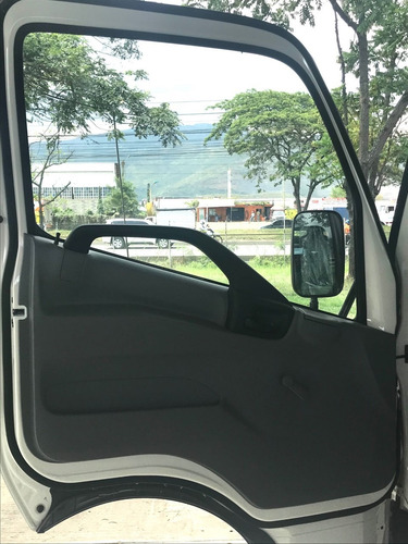 Imagen 8 de 14 de Camión Hino Doble Cabina Modelo 2023 Precio Negociable
