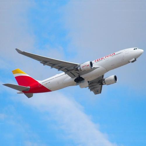 Imagen 5 de 5 de Iberia A330-200 Airbus, Avión A Escala 1:400, 100% Metálico