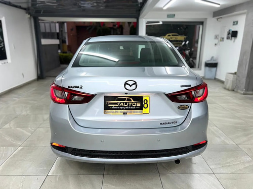 Mazda 2 Touring AT 2022