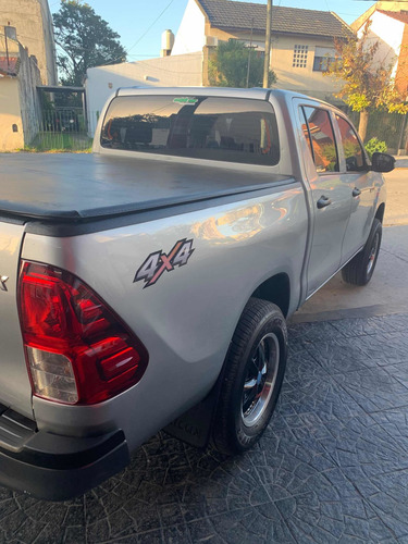 Toyota Hilux 2.4 Cd Dx 150cv 4x4 2016