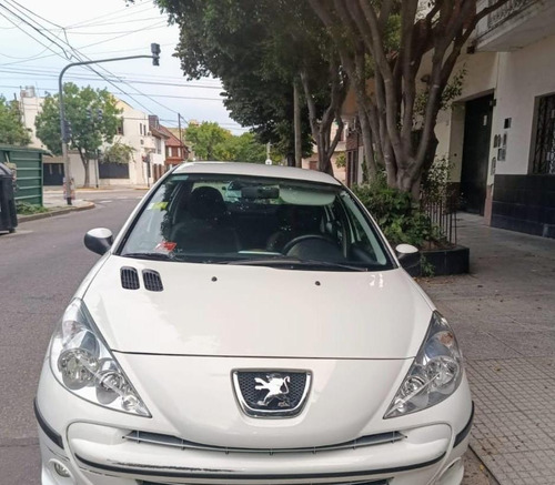 Peugeot 207 1.6 Sedan Feline 106cv