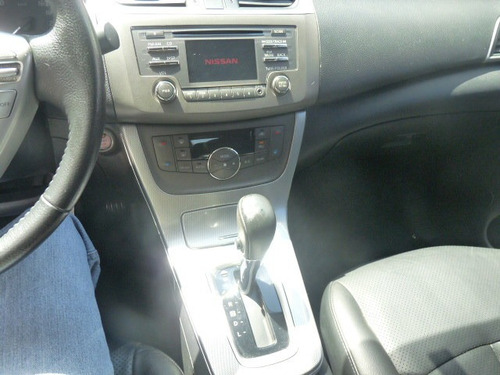 Nissan / Sentra 2.0 Sv Automático + Único Dono + Cvt
