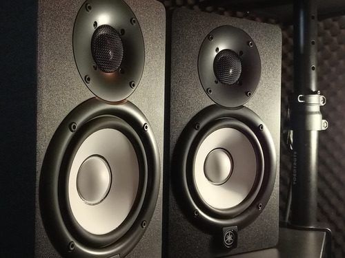 Parlantes/monitores De Estudio. Yamaha Hs5. (par) 