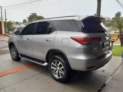 Toyota Hilux Sw4 Srx 4x4 2.8 Tdi 16v Dies Aut