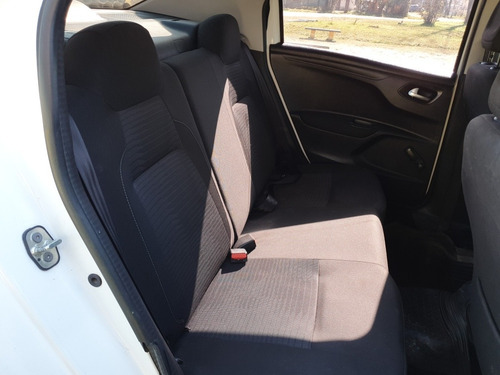 Imagen 4 de 6 de Peugeot 301 1.2 Active - Financio / Permuto