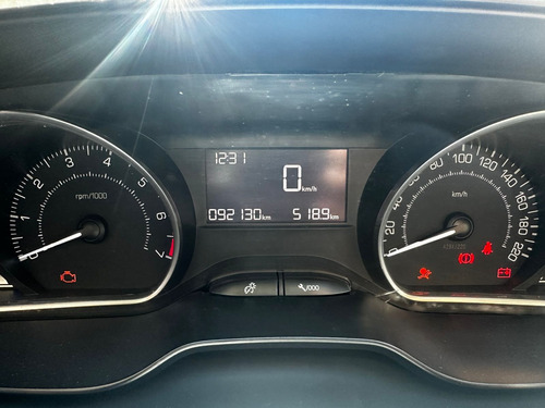 Peugeot 208 1.5 Allure Touchscreen