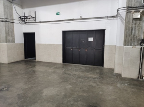 Alquilo Galpon (planta Industrial). A Nivel De Sótano. 1.250 M2. Altura 4,50 Mts. Km. 1. Filas De Mariche. E. Waldemar.