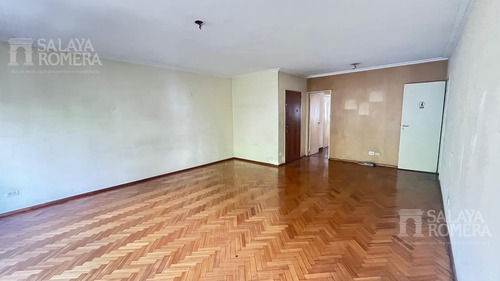 Venta - Semipiso Av Santa Fe 2 Dormitorios Y Dependencia