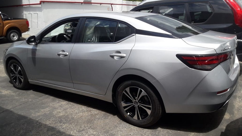 Imagen 8 de 10 de Nissan Sentra Advance Cvt. Con Flete Y Formulario (to)