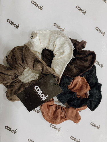 Kit Scrunchie Xuxinha Lacinho De Cabelo Canelada Antifrizz Cor Variada Canelado