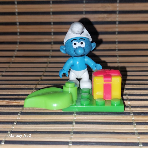 Mega Bloks The Smurfs Pitufo Bromista 