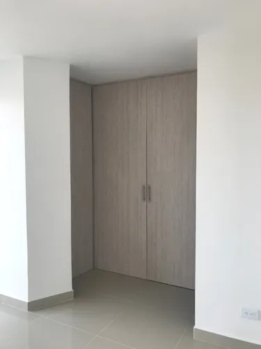 Se Arrrienda Apartamento A 3 Cuadras Del Parque De Rionegro (antioquia)